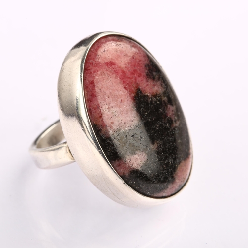 1316 - DAVID BENDY - a large Danish modernist sterling silver rhodonite panel ring, setting height 30.9mm, ... 