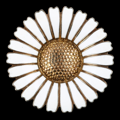 1320 - BERNHARD HERTZ - a Danish vermeil sterling silver and white enamel daisy pattern brooch, diameter 43... 