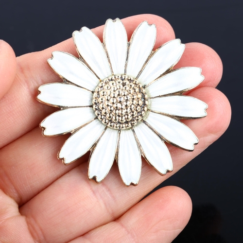 1321 - JEMAX - a Danish vermeil sterling silver and white enamel daisy pattern brooch, diameter 43.6mm, 15.... 