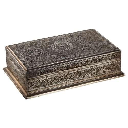 1452 - A good quality early 20th century Indian silver cigar box, allover finely engraved floral decoration... 