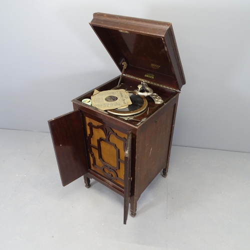 2522 - An early 20th century Decca Salon Gramophone in cabinet. 51x90x53cm