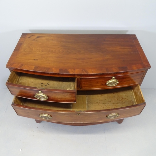 2535 - A Georgian crossbanded mahogany bow front chest of two short and three long drawers. 104x94x50cm