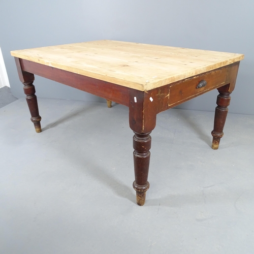 2555 - A pine scrub-top farmhouse kitchen table with two end frieze drawers. 151x75x103cm