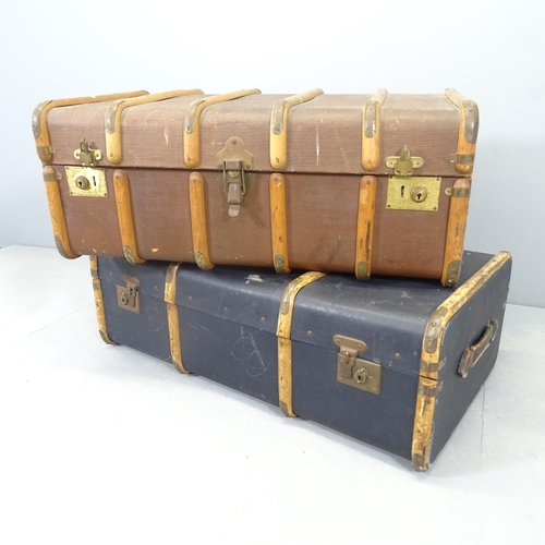 2560 - Two similar vintage trunks. Largest 92x30x54cm