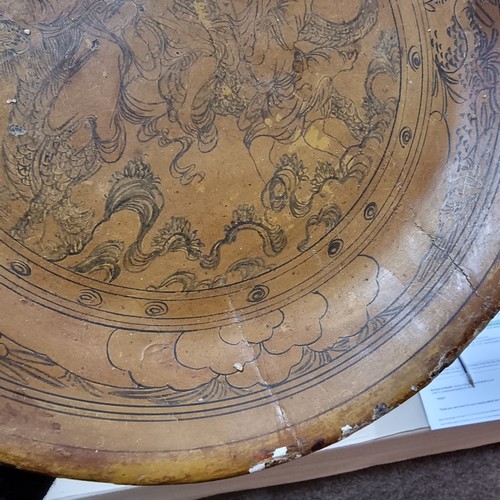 236 - 2 Chinese wooden and decorated lacquer plates, largest diameter 29cm