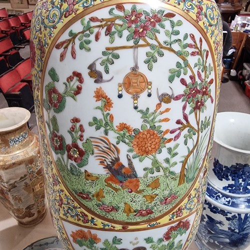 191 - A group of Chinese porcelain items, largest vase height 37cm, A/F (5)