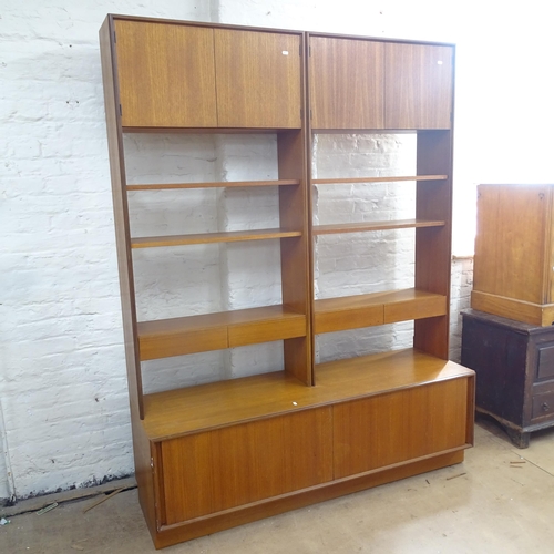 2156 - A mid-century G-plan teak three-section wall unit, 153x199x45cm.