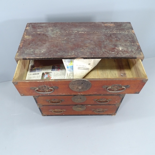 2183 - A late 20th century Japanese elm two-section Tansu chest of four long and two short drawers. 87x98x4... 