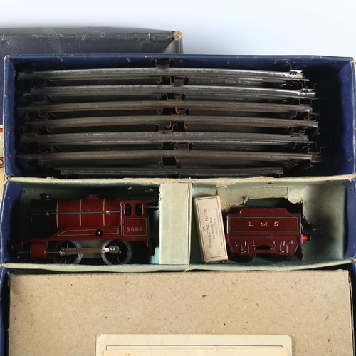 112 - HORNBY - a clockwork O gauge Hornby train no. 501 passenger set, complete and in original box