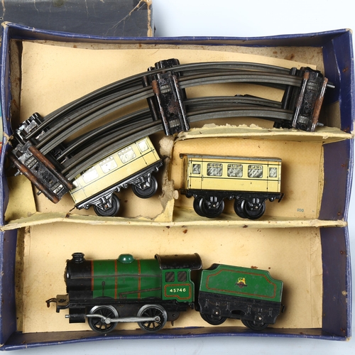 131 - HORNBY - a clockwork O gauge Hornby train N1 Goods set, complete and in original box