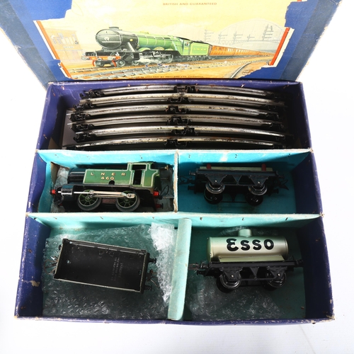 135 - HORNBY - a clockwork O gauge Hornby train no. 201 tank goods set, complete and in original box