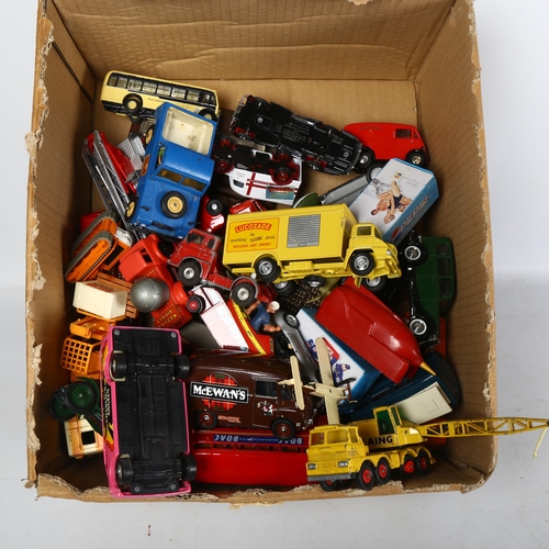 153 - A quantity of loose diecast vehicles, including such brands as Corgi, Britains Ltd, Lesney, Matchbox... 