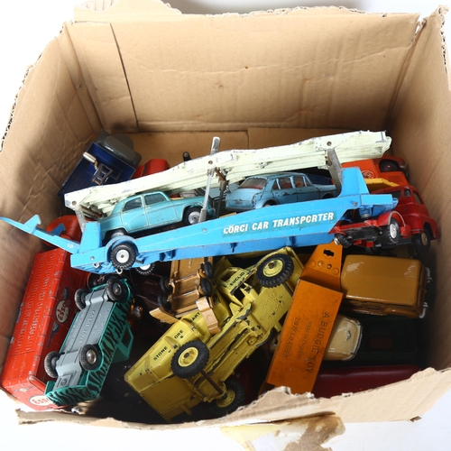 176 - A quantity of Dinky and Corgi vehicles, including Dinky Supertoys Rear Dump Truck model 965, Corgi T... 