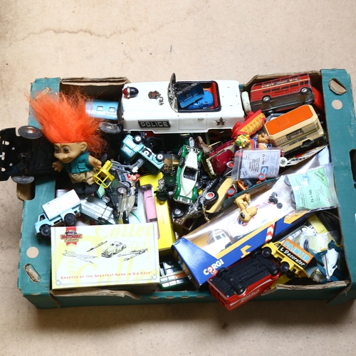 196 - A large quantity of Vintage toys, mostly diecast vehicles, various brands such as Corgi, Matchbox et... 