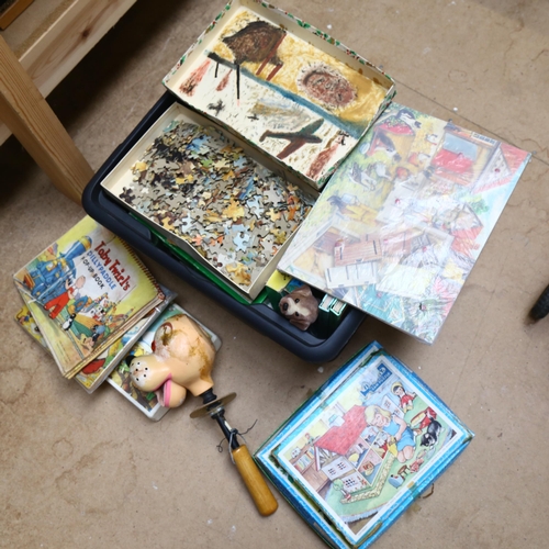 203 - A quantity of Vintage puzzles and children's books