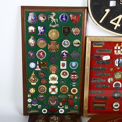 24 - A large quantity of mixed railway and other enamel badges and accessories, to include various locomo... 