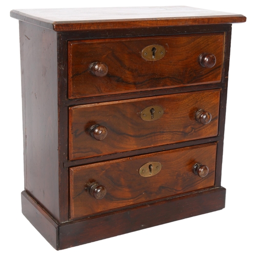 461 - A walnut 3-drawer table-top chest of drawers, an apprentice style piece, height 23cm, length 23cm, d... 