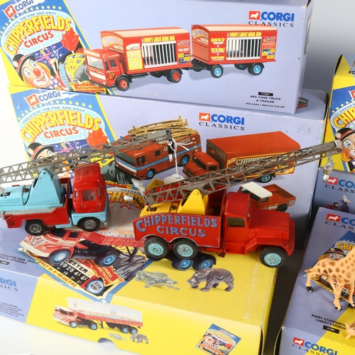 66 - CORGI CLASSICS - Chipperfields Circus, a quantity of boxed and loose diecast vehicles, including mod... 