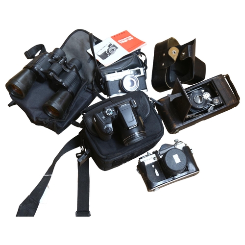 543 - A quantity of Vintage cameras and accessories, including a Nikon Coolpix B500 digital camera, a Olym... 