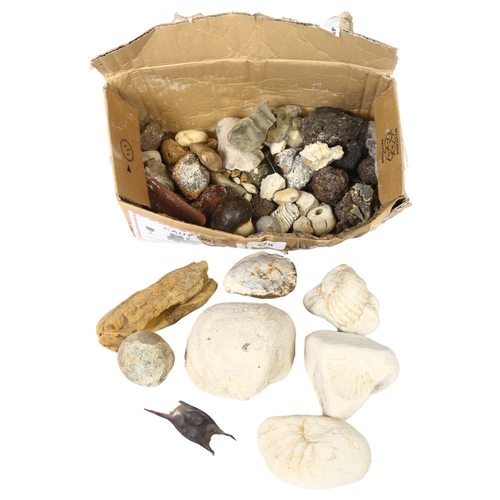 579 - Boxful of minerals, stones etc