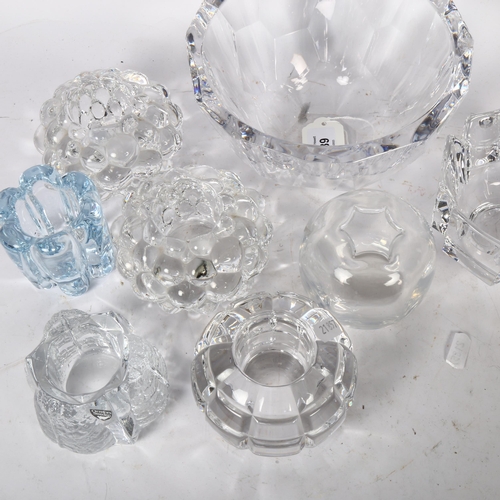 589 - A group of Scandinavian glassware, including an Orrefors glass bowl, 19cm across, pair of Orrefors c... 