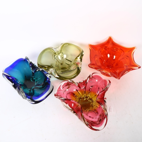 590 - A group of 4 coloured Art glass bowls, including a hexagonal orange bowl, 22cm across