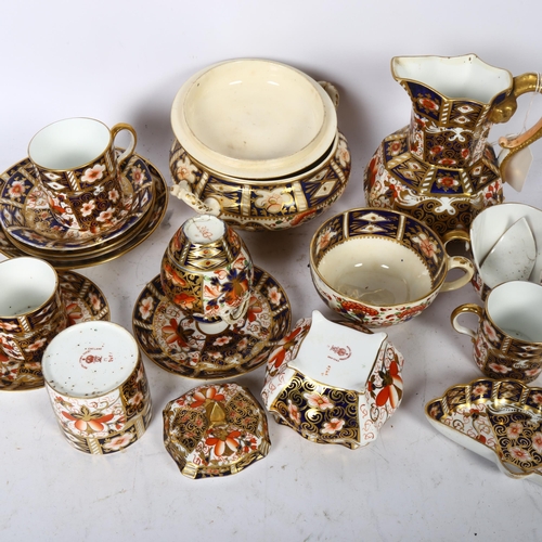 629 - Royal Crown Derby coffee can and saucers, and matching bowl and cover no. 2431, Derby jug A/F, and o... 