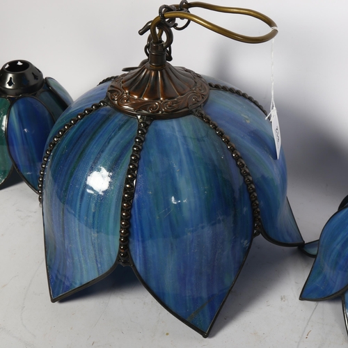 812 - Tiffany style petal design blue and green lamp shade, 32cm across, and a pair of smaller table lamp ... 