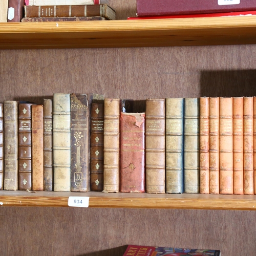 934 - Various leather-bound books, including 3 volumes 