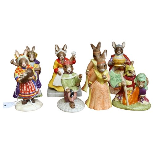 949 - A group of 8 Royal Doulton Bunnykins figures