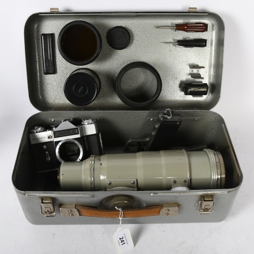 241 - A Russian Zenit-ES Photo Sniper camera and lens set, to include Zenit-ES camera body no. 67000572, T... 