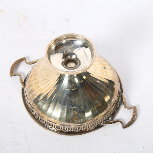 1245 - GOLDSMITHS & SILVERSMITHS COMPANY - a George V silver 2-handled bon bon dish, on turned foot, of sma... 