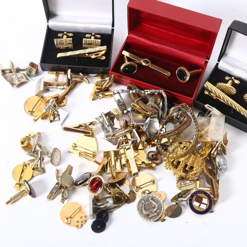 1156 - A quantity of cufflinks, tie pins etc