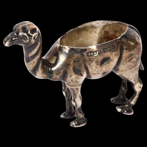 1250 - An Edwardian novelty silver figural camel pin cushion, by Saunders & Shepherd, hallmarks Birmingham ... 