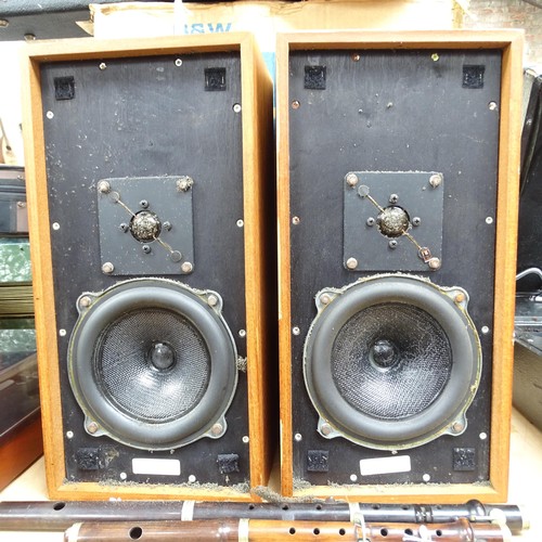 531 - A pair of boxed B&W D5 loud speakers, speaker height 46cm