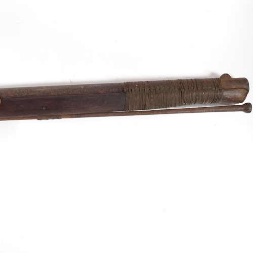 336 - A flintlock rifle, length 157cm