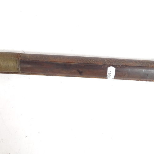 336 - A flintlock rifle, length 157cm