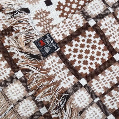 554 - A traditional Welsh reversible blanket, Trefiwi Woollen Mills, with makers label, Circa 1960s', 240 ... 