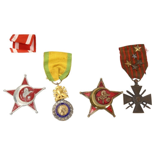 314 - 4 various Continental medals