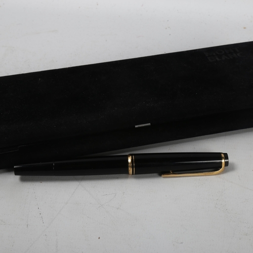 155 - Mont Blanc No 22, black and gold metal fountain pen, boxed with papers