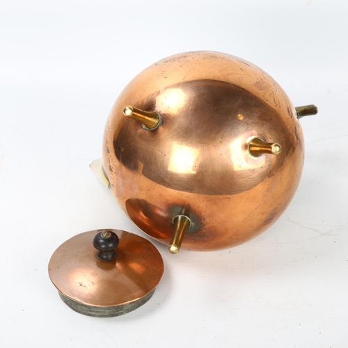 190 - A Victorian Aesthetic Movement copper and brass tea kettle, in the manner of Christopher Dresser, he... 