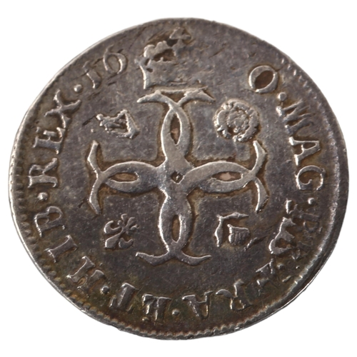 204 - A Charles II silver two penny piece, 2g, diameter 17.8mm