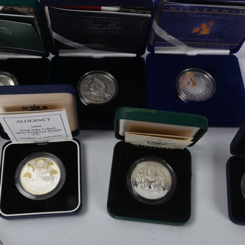 246 - A collection of commemorative silver proof coins, all cased with certificates, including Five Pound ... 