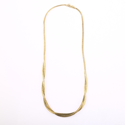 1142 - A late 20th century 9ct gold woven chain collar necklace, textured design, maker's mark CGS, import ... 