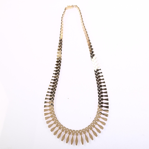 1174 - A late 20th century Italian 9ct gold graduated fringe necklace, import hallmarks Sheffield 1991, nec... 