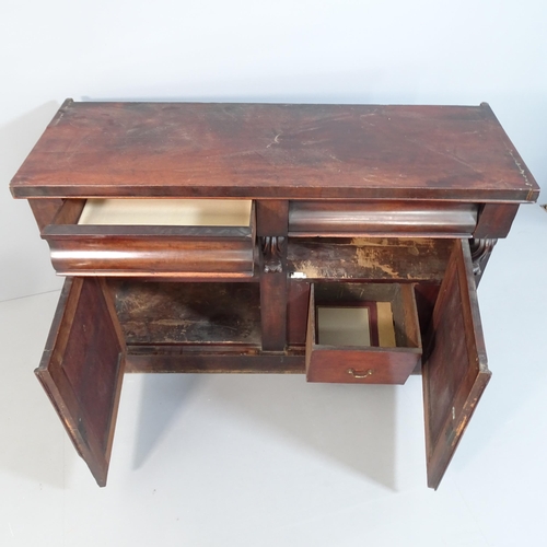 2070 - A Victorian mahogany sideboard, with two frieze drawers and cupboards under. 137x89x51cm.