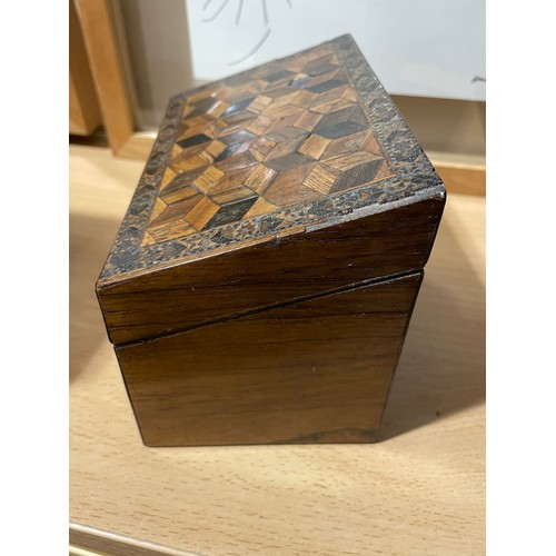 76 - 2 x 19th century Tunbridge Ware boxes, comprising a cube parquetry inlaid stationery box with slopin... 