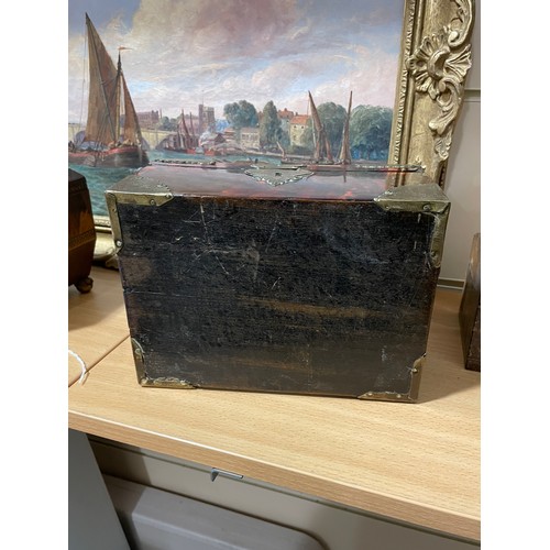 75 - 19th century tortoiseshell and brass-mounted jewel casket, engraved brass mounts, 22cm x 16cm x 11cm