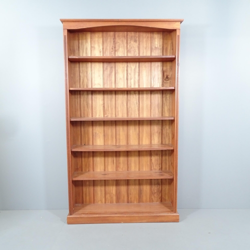 2180 - A large modern pine bookcase. 122x212x30cm