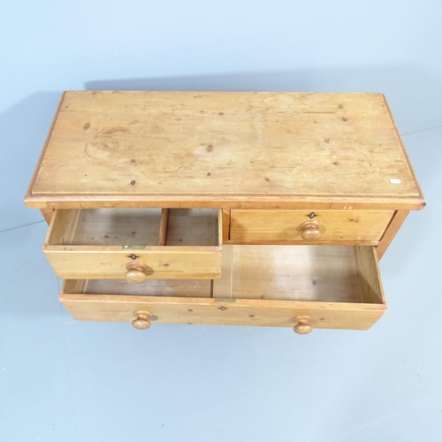 2203 - A pine chest of 2 short and 2 long drawers. 105x72x48cm.